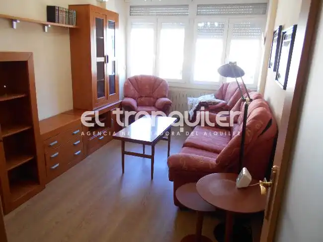 Penthouse with lift to rent in Calle Torres Miranda, imagen 14