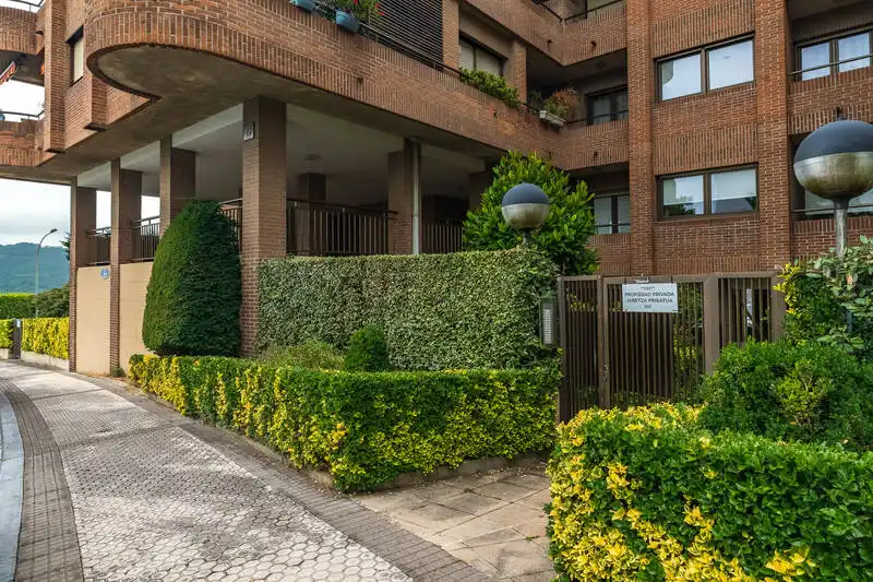 Exterior view of Flat for sale in Donostia - San Sebastián   with Heating, Private garden and Terrace