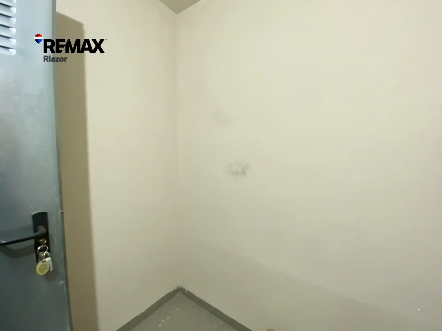 Bedroom of Flat for sale in Lalín  with Heating, Parquet flooring and Storage room