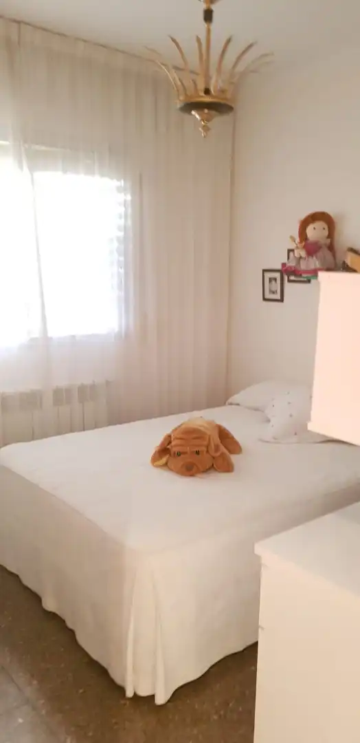 Dormitori de Casa o xalet en venda en Albacete amb Calefacció i Balcó