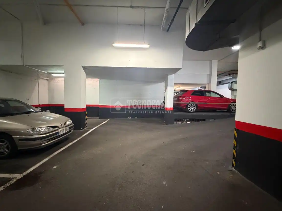 Parking de Garaje en venta en Madrid