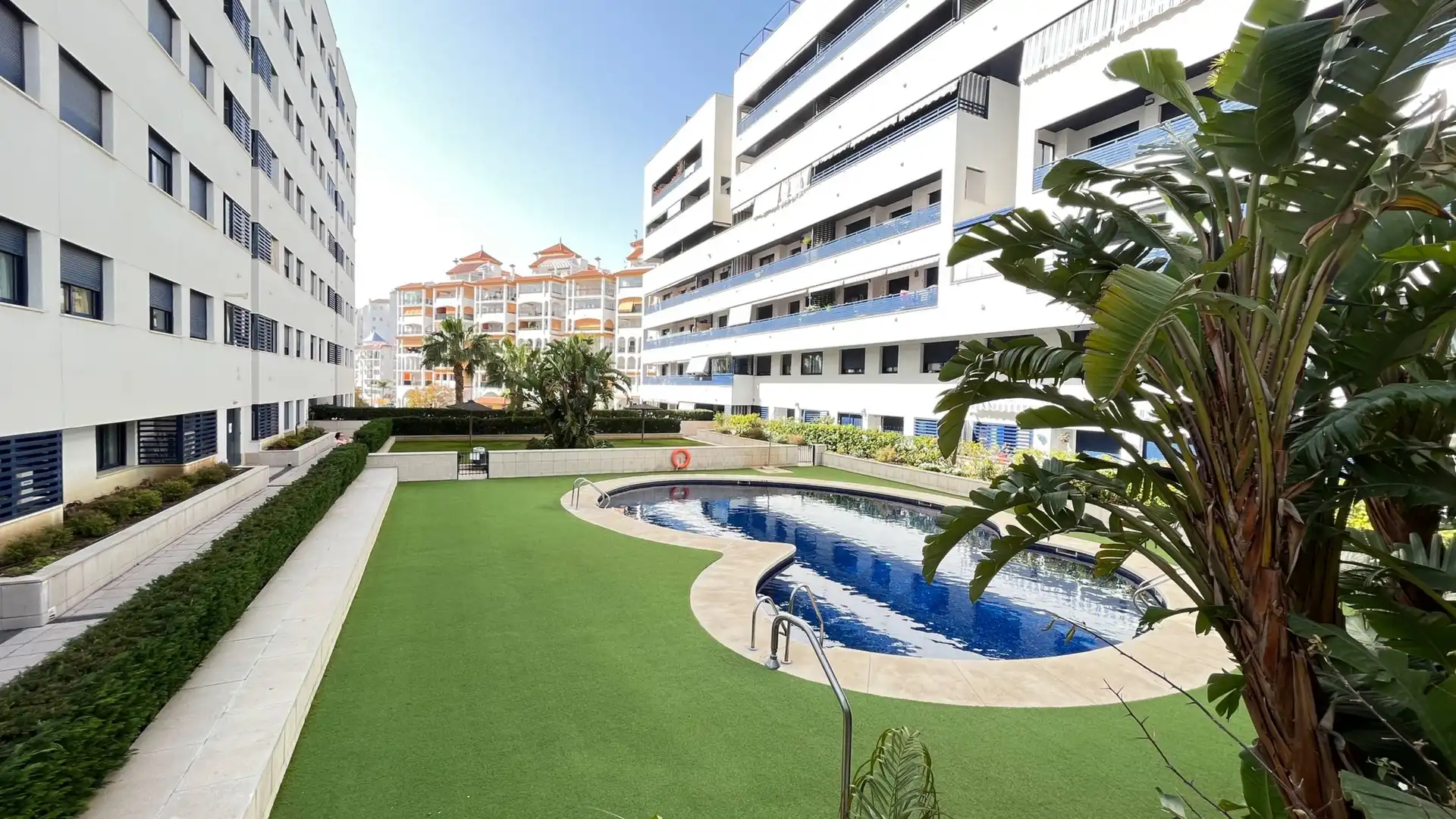 Àtic amb terrassa en venda a Estepona Pueblo