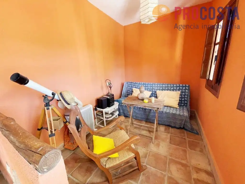 Sala de estar de Finca rústica en venta en Almuñécar con Jardín privado, Terraza y Piscina