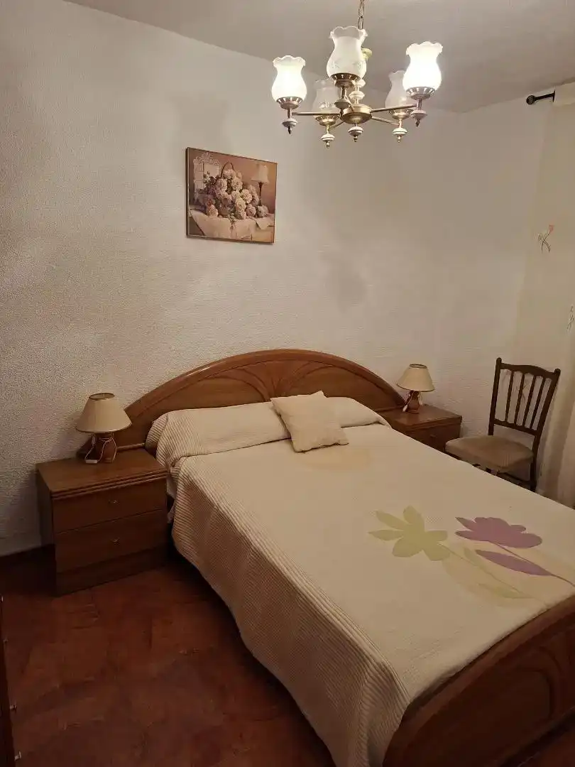 Habitación de Casa adosada en venta en Bonete con Amueblado, Horno y Lavadora