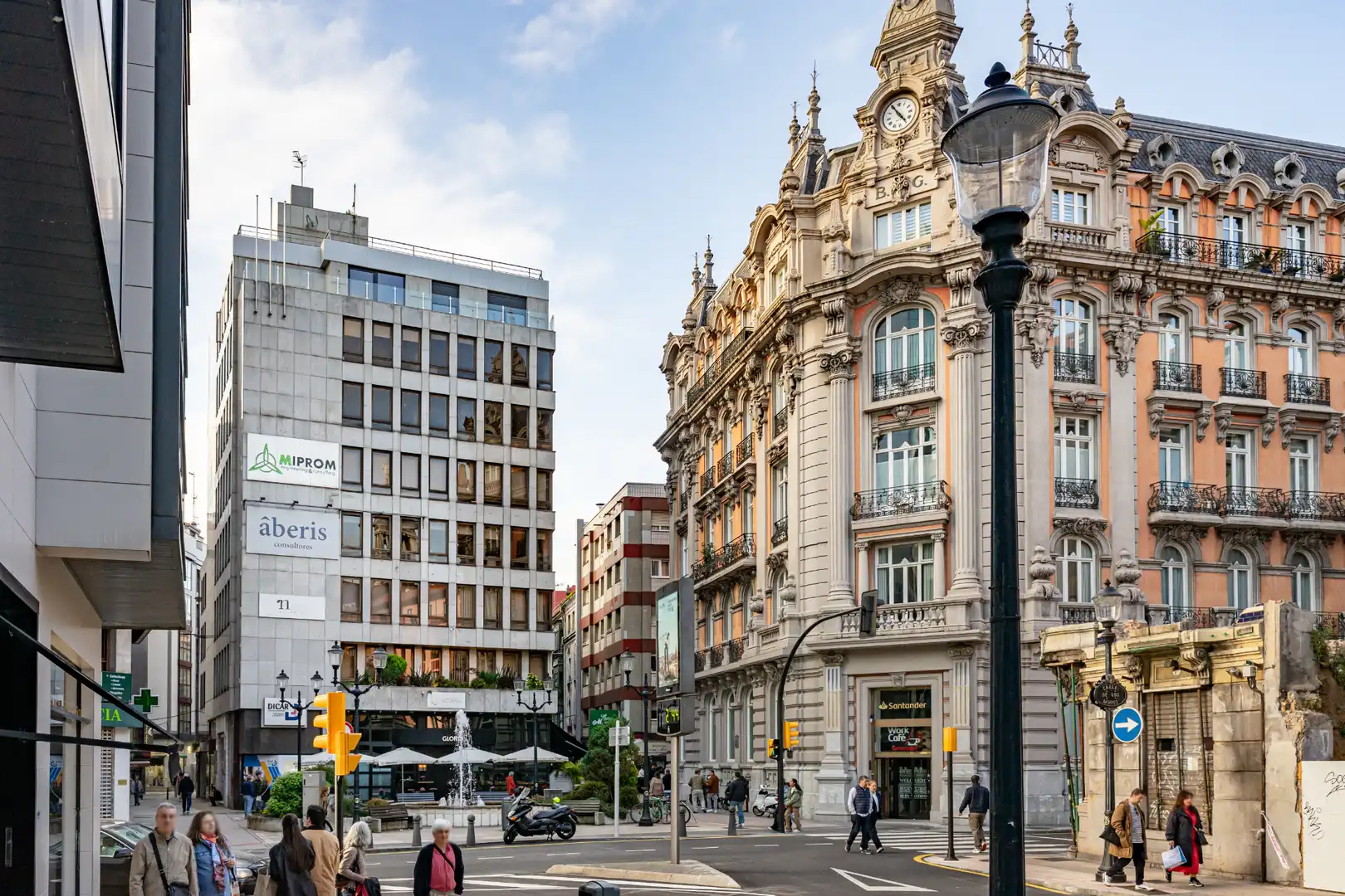 Vista exterior de Piso en venta en Gijón  con Parquet