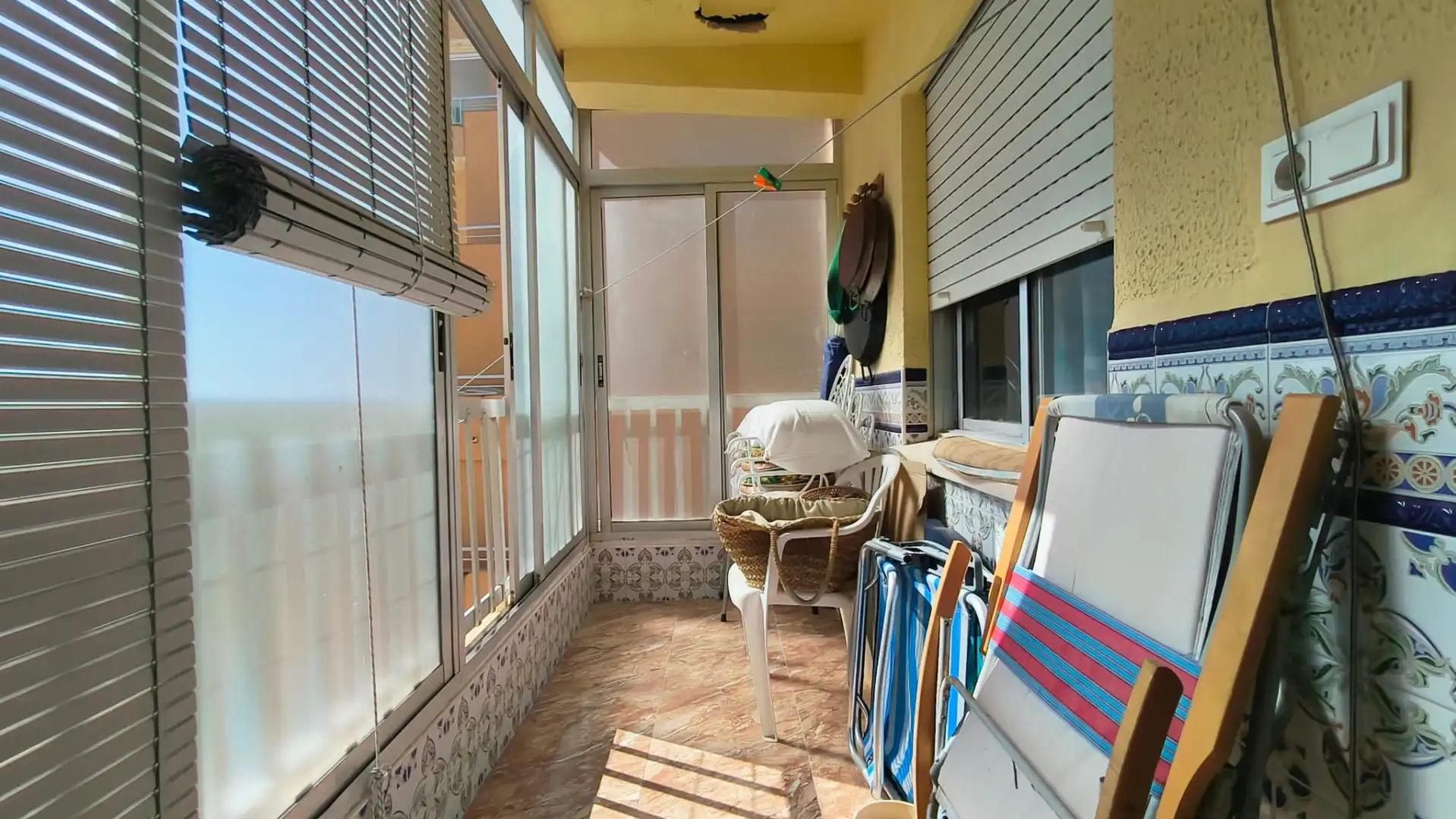 Terraza de Piso en venta en Tavernes de la Valldigna con Aire acondicionado, Horno y Balcón