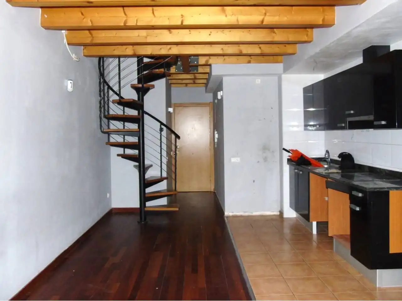 Flat with lift for sale in Centre