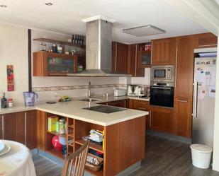 Kitchen of Single-family semi-detached for sale in Arroyo de la Encomienda  with Heating, Private garden and Parquet flooring