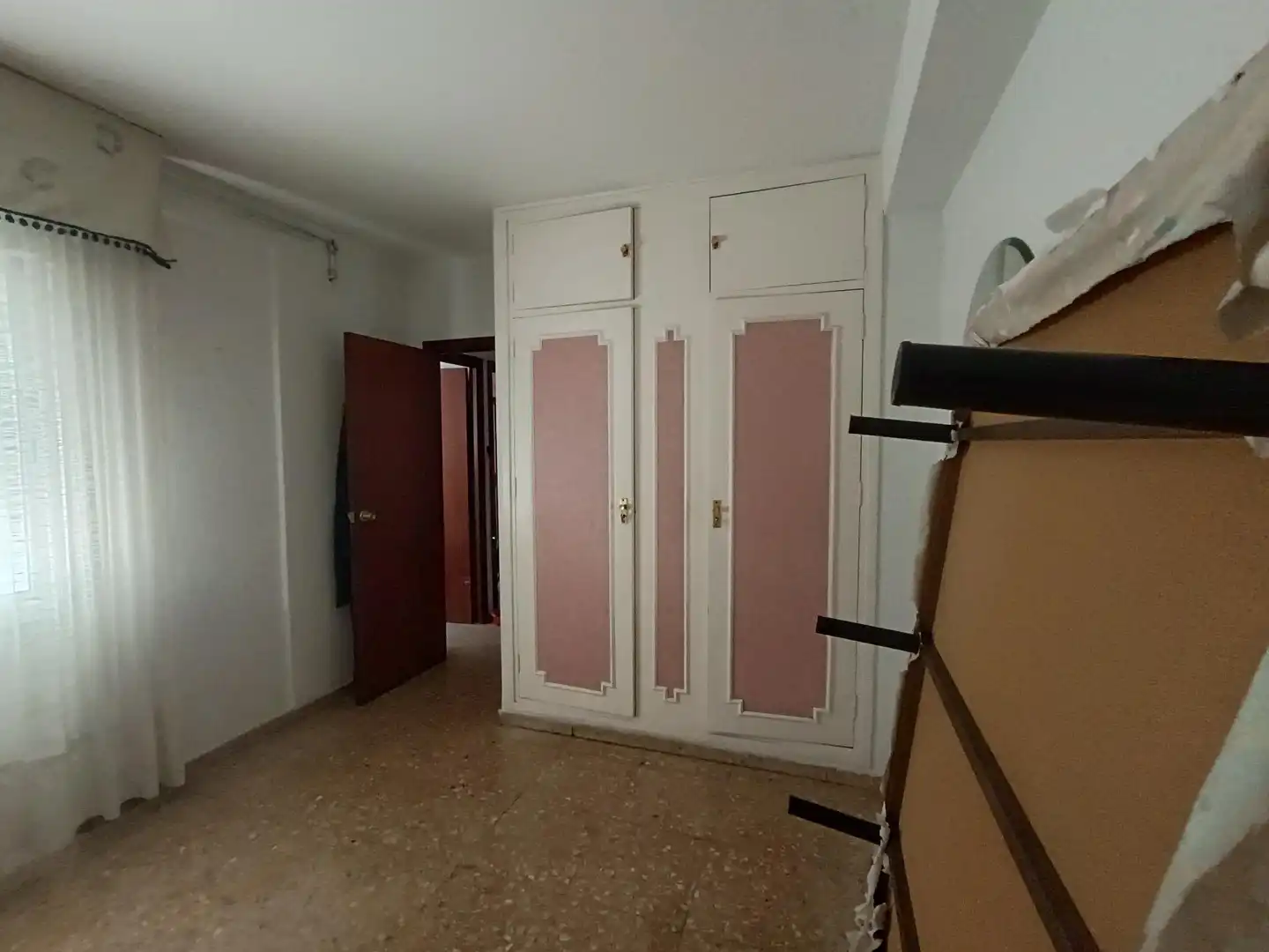 Dormitori de Pis en venda en Córdoba amb Balcó