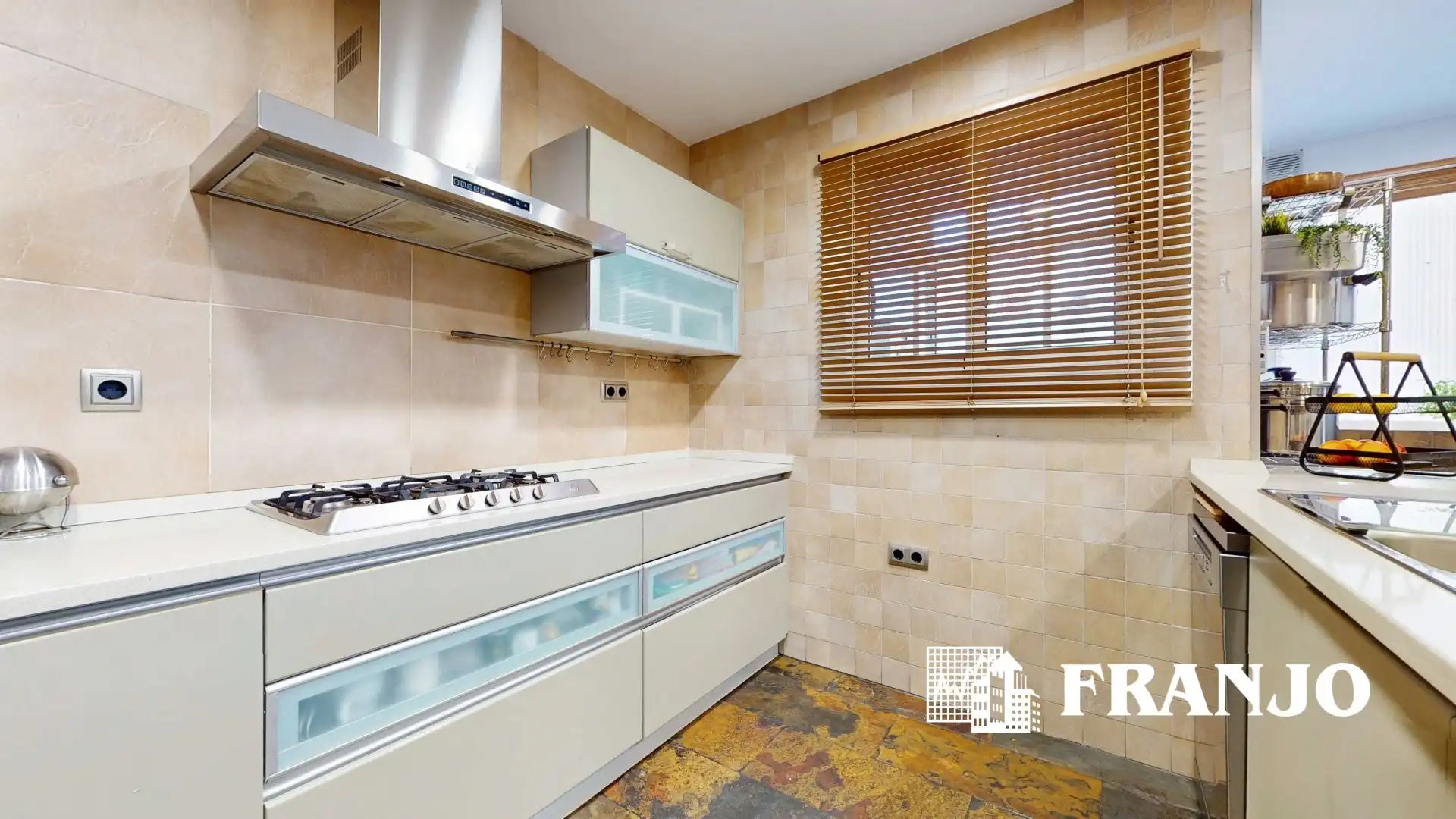 Casa a schiera con terrazza in vendita a Barri Antic, imagen 17