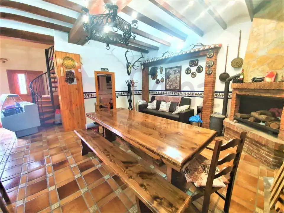 Local comercial en venta en Albelda de Iregua, imagen 3