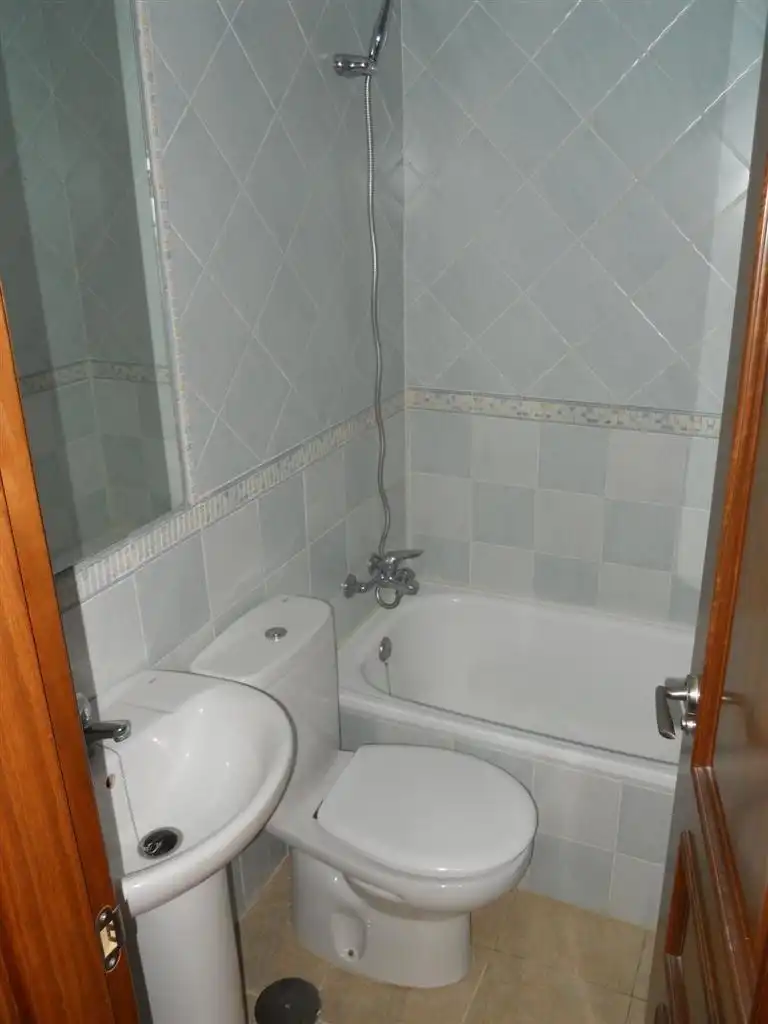 Bany de Dúplex en venda en El Molar (Madrid) amb Calefacció i Balcó