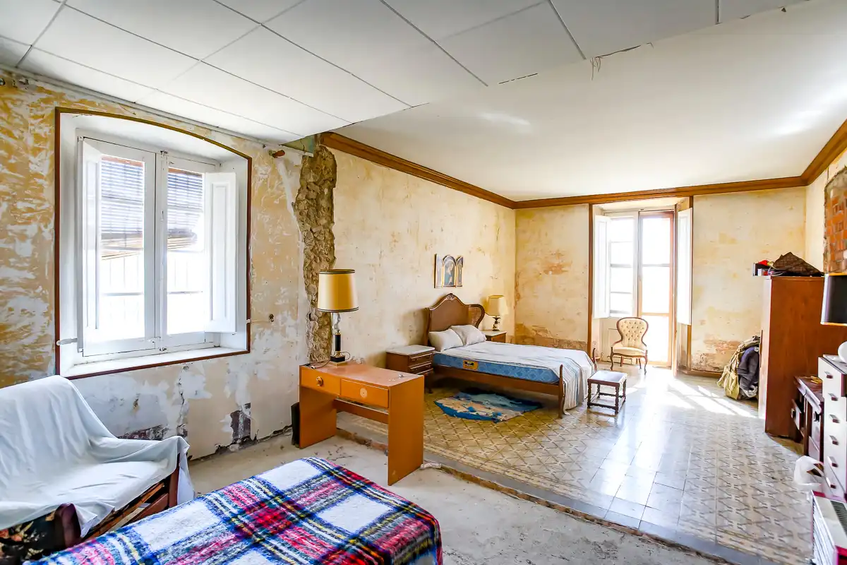 Schlafzimmer von Country house zum Verkauf in Subirats mit Privatgarten und Balkon