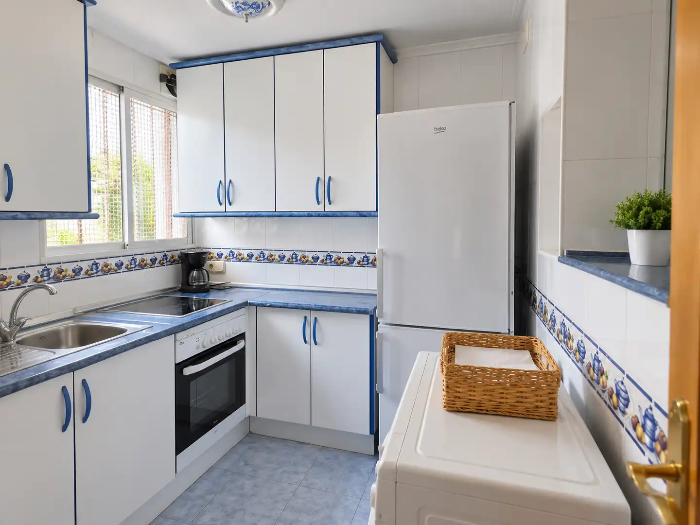 Flat with terrace for sale in Calle de Pedro Laborde, imagen 11