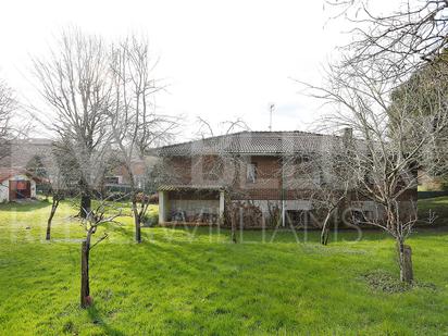 Jardí de Casa o xalet en venda en Oiartzun amb Calefacció i Jardí privat