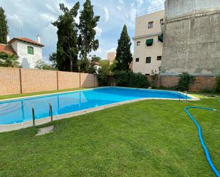 Swimming pool of Flat to rent in  Madrid Capital  with Air Conditioner