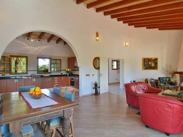 Detached house with pool for sale in Felanitx Poble