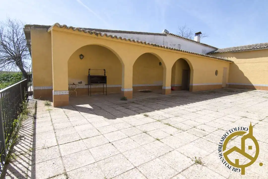 Vista exterior de Residencial en venta en Guadamur