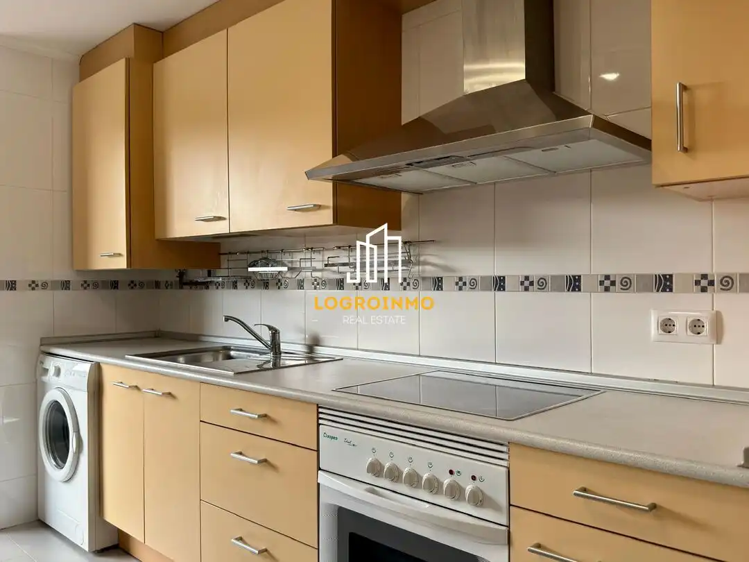 Cocina de Piso en venta en Universidad