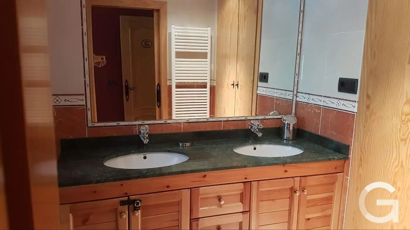 Baño de Casa adosada en venta en Encamp con Amueblado