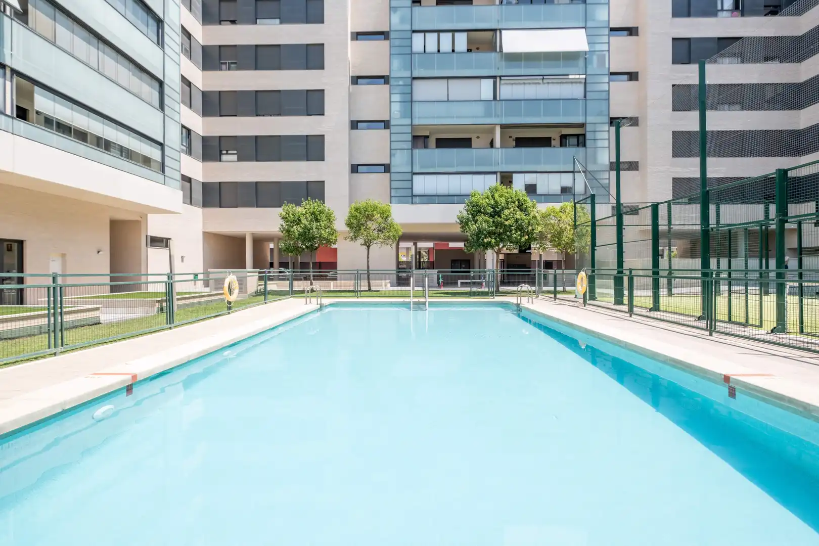 Piscina de Ático en venta en Zaragoza con Calefacción, Jardín privado y Terraza
