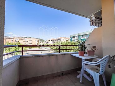 Pis amb piscina en venda a Poblenou