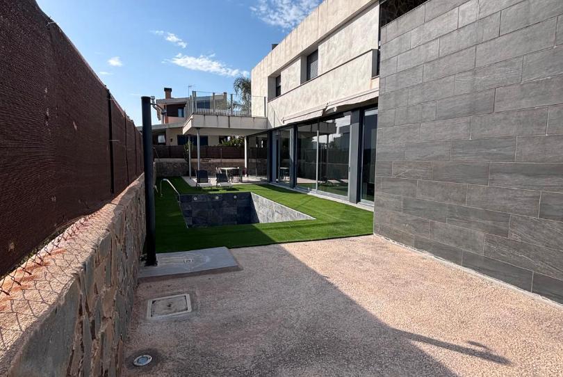 Foto 1 de Casa o xalet en venda a Avinguda Unió Europea, 32, Piscinas, Castellón