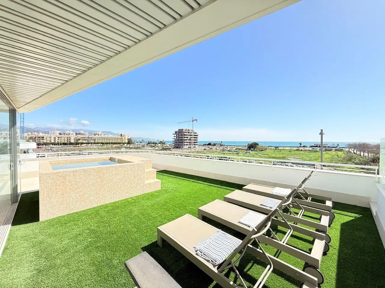 Terrassa de Pis en venda en Vélez-Málaga amb Aire condicionat, Calefacció i Jardí privat