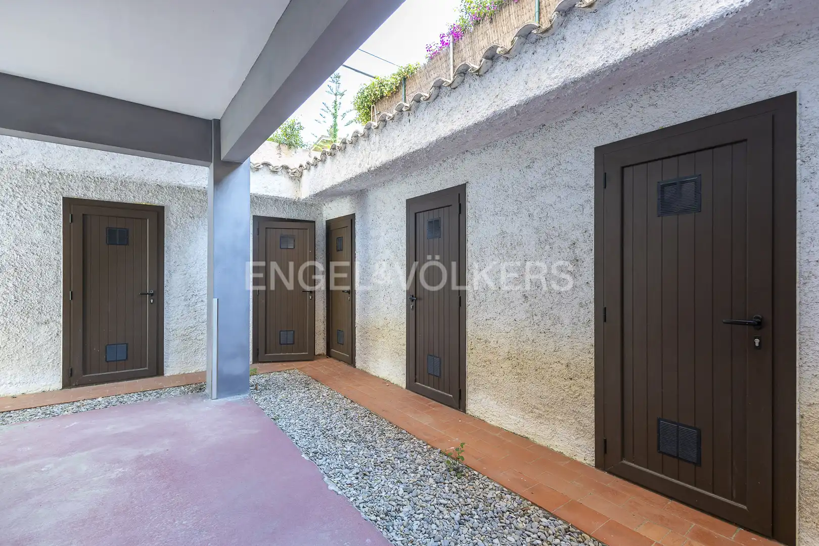 Piso en venta en Sant Just Desvern con Calefacción, Jardín privado y Parquet