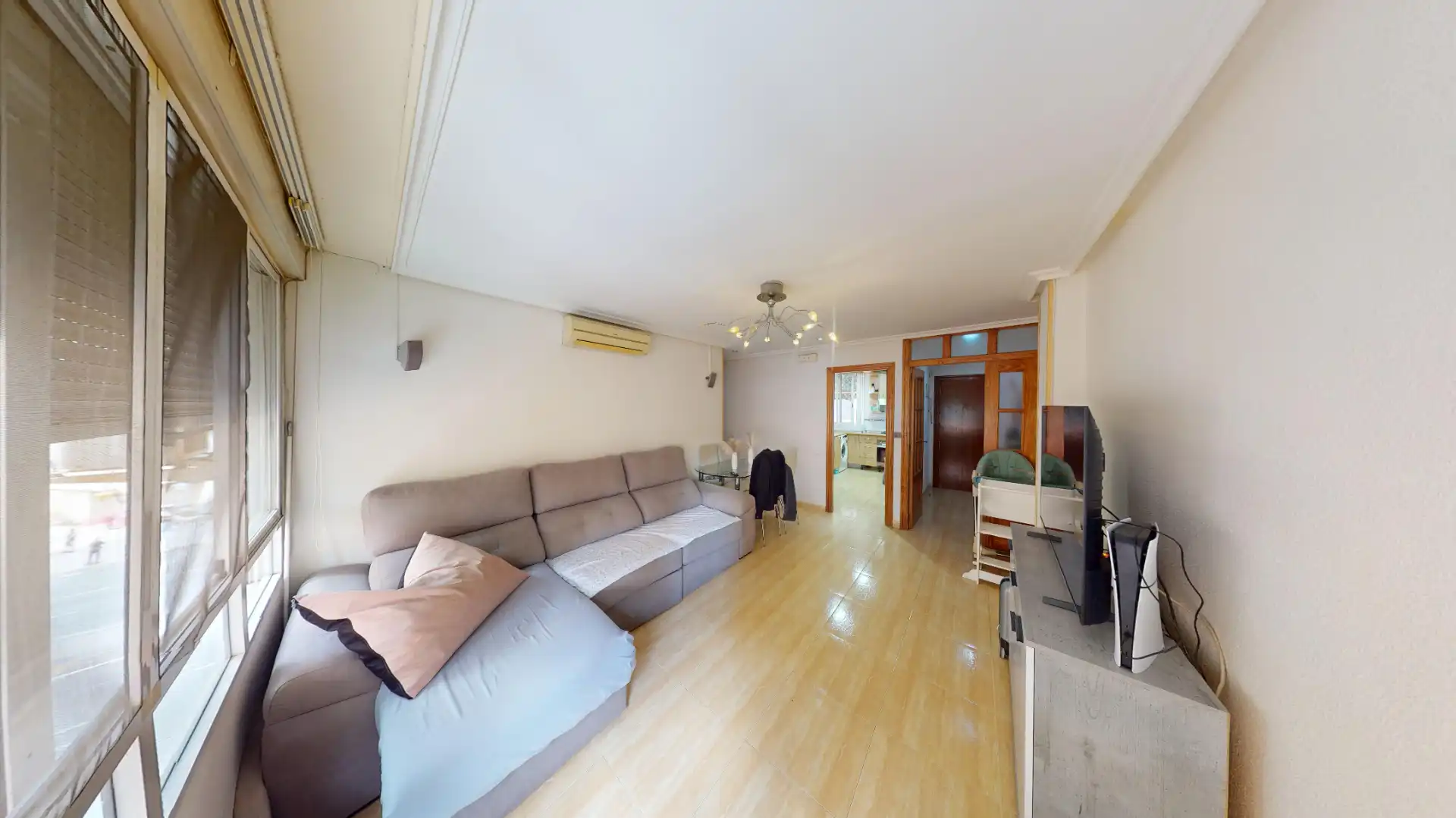 Sala d'estar de Pis en venda en Alicante / Alacant
