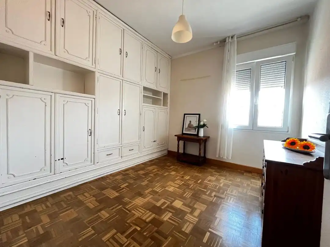 Habitación de Piso en venta en  Pamplona / Iruña con Calefacción