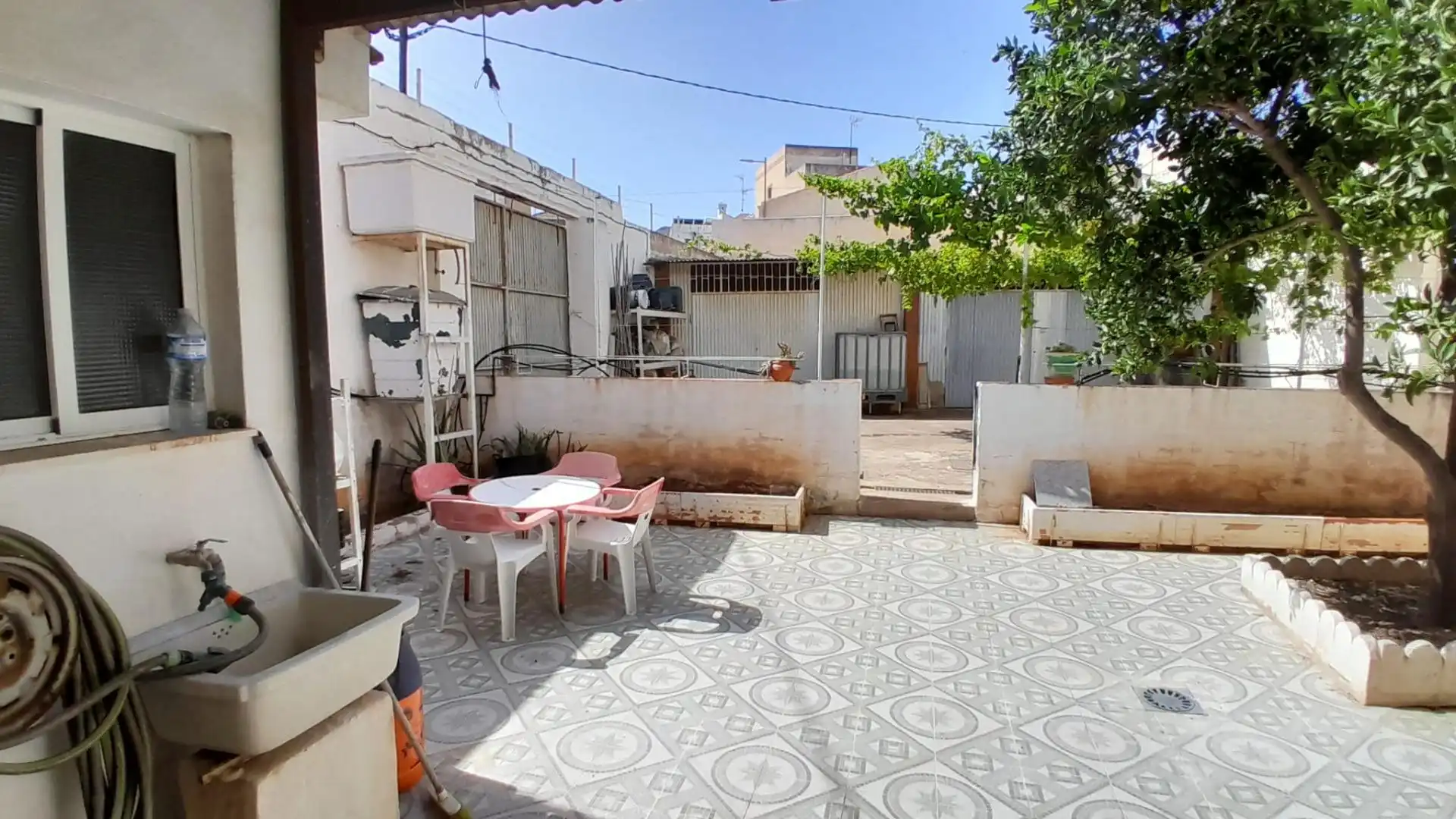 Terrassa de Casa o xalet en venda en La Unión amb Jardí privat i Moblat
