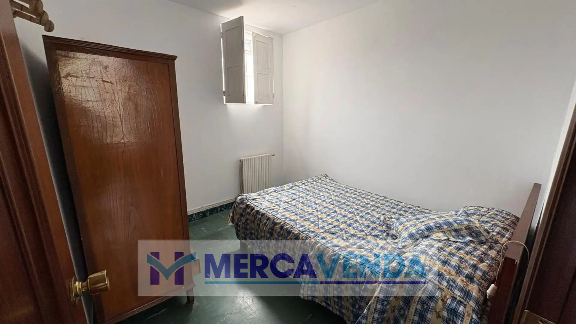 Habitación de Casa adosada en venta en Mondariz con Calefacción, Jardín privado y Trastero