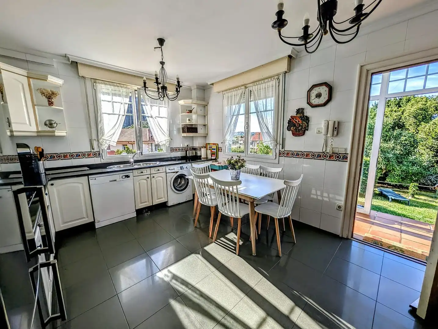 Maison avec terrasse à vendre à Arnuero, imagen 38