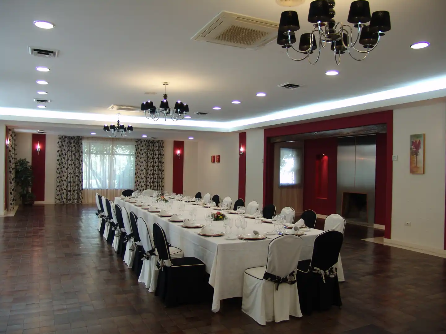 Esszimmer von Gebäude zum Verkauf in Cáceres mit Alarm