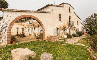 Vista exterior de Finca rústica en venda en Tordera amb Aire condicionat, Calefacció i Jardí privat