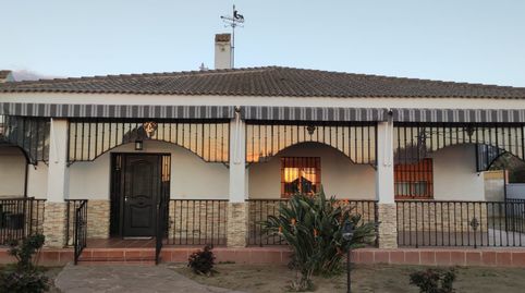 Chalet Independiente en Carmona, imagen 2