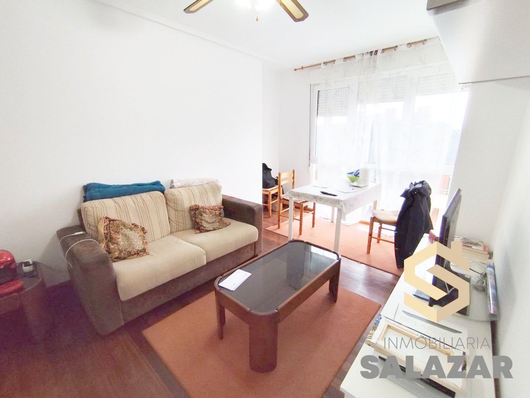 Living room of Flat for sale in Castro-Urdiales  with Heating, Private garden and Swimming Pool