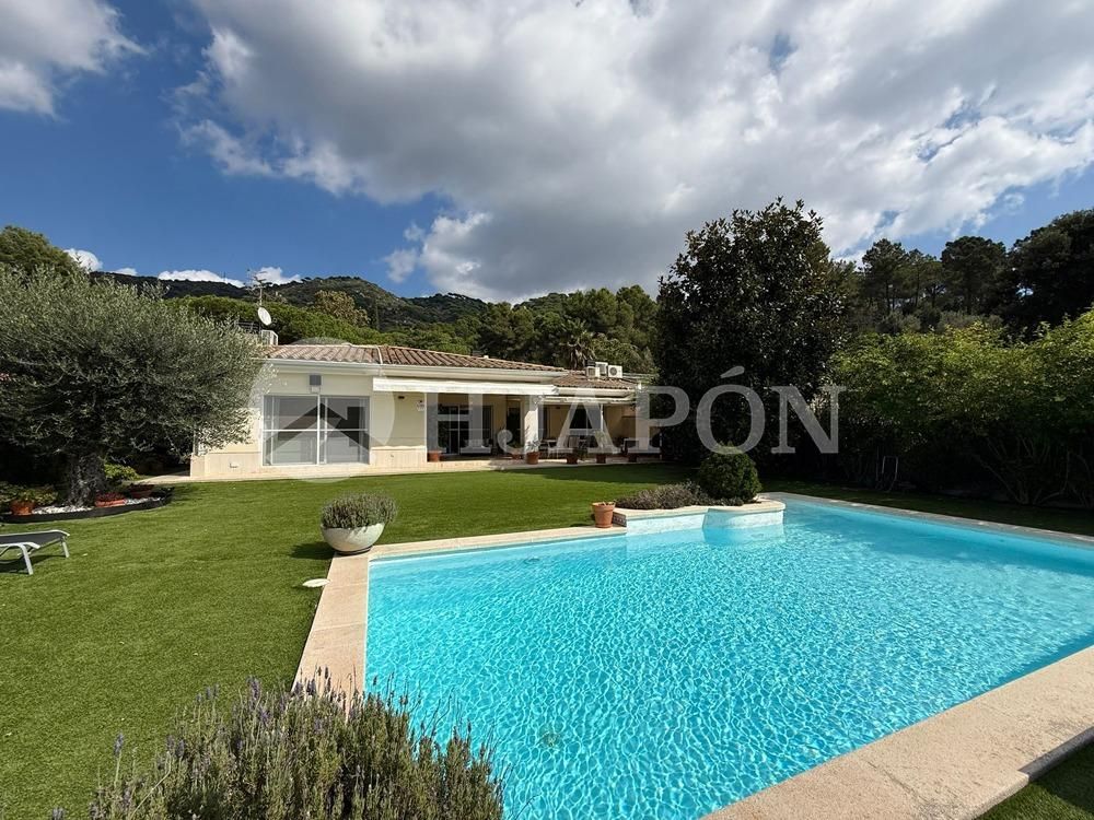 Garden of House or chalet for sale in Teià  with Air Conditioner, Heating and Private garden