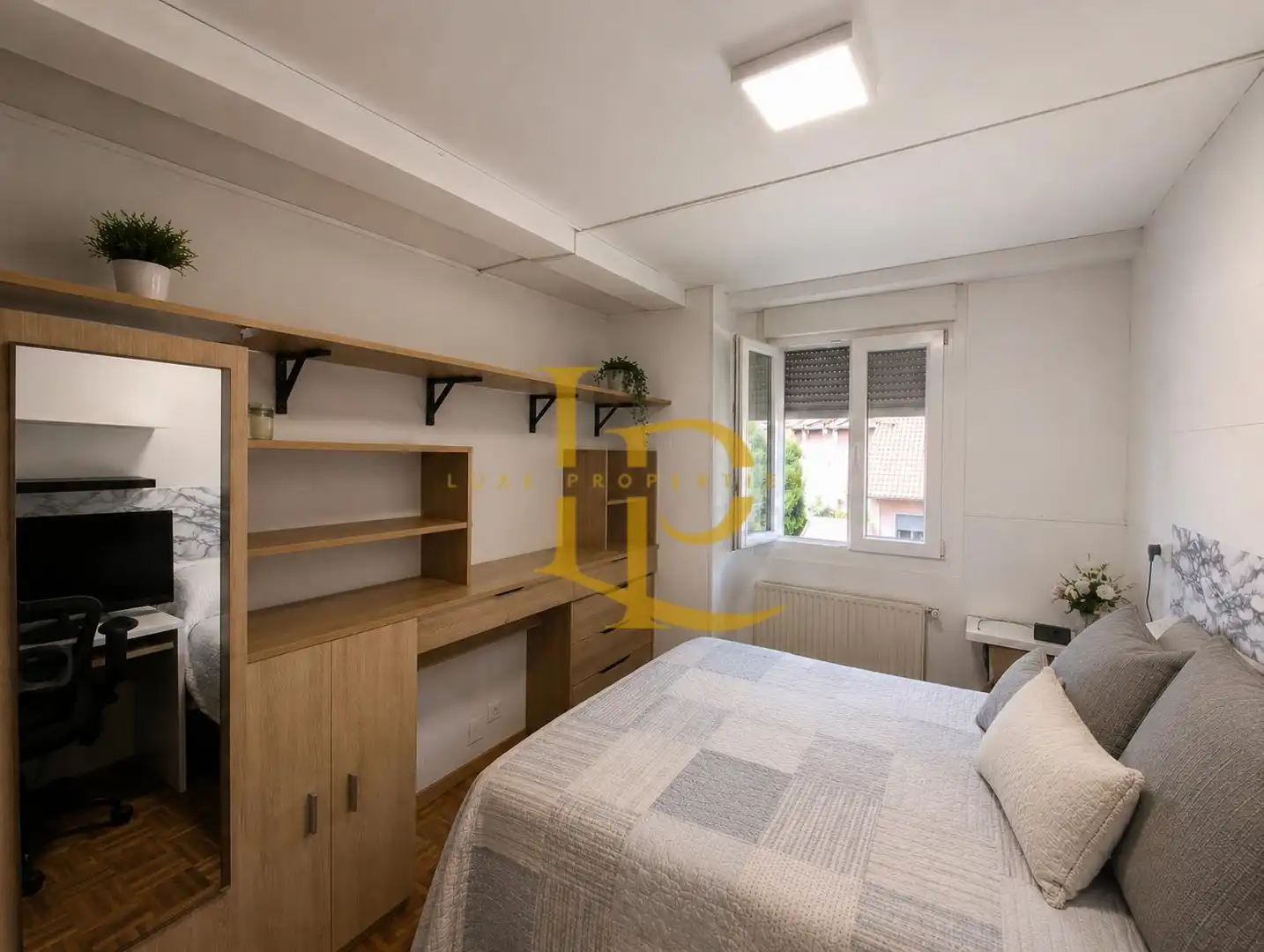 Habitación de Piso en venta en San Lorenzo de El Escorial con Calefacción, Jardín privado y Horno