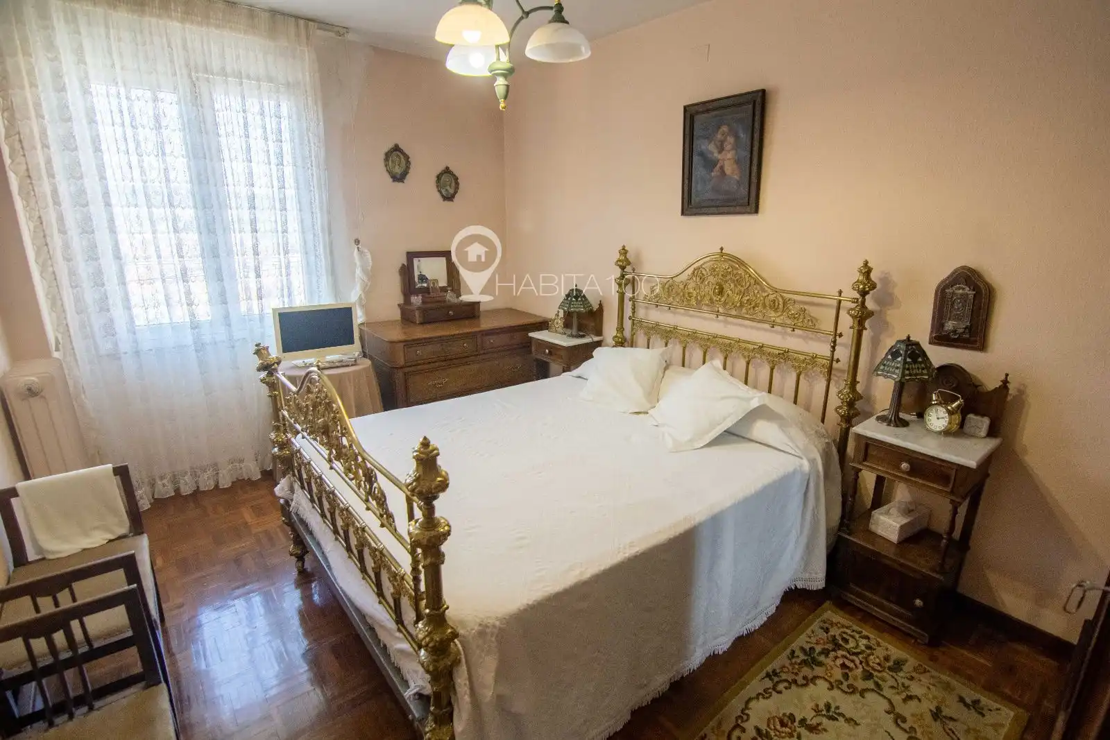 Dormitori de Pis en venda en Cuenca amb Calefacció, Parquet i Terrassa