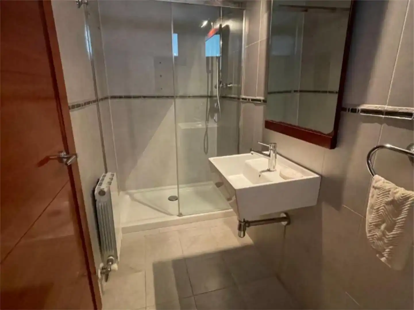 Bany de Pis en venda en Begues amb Aire condicionat i Balcó