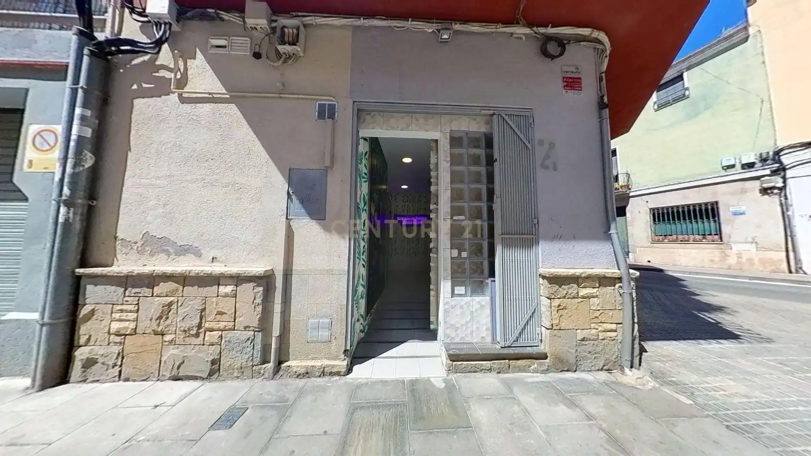 Exterior view of Commercial properties for sale in Malgrat de Mar  with Air Conditioner and Alarm