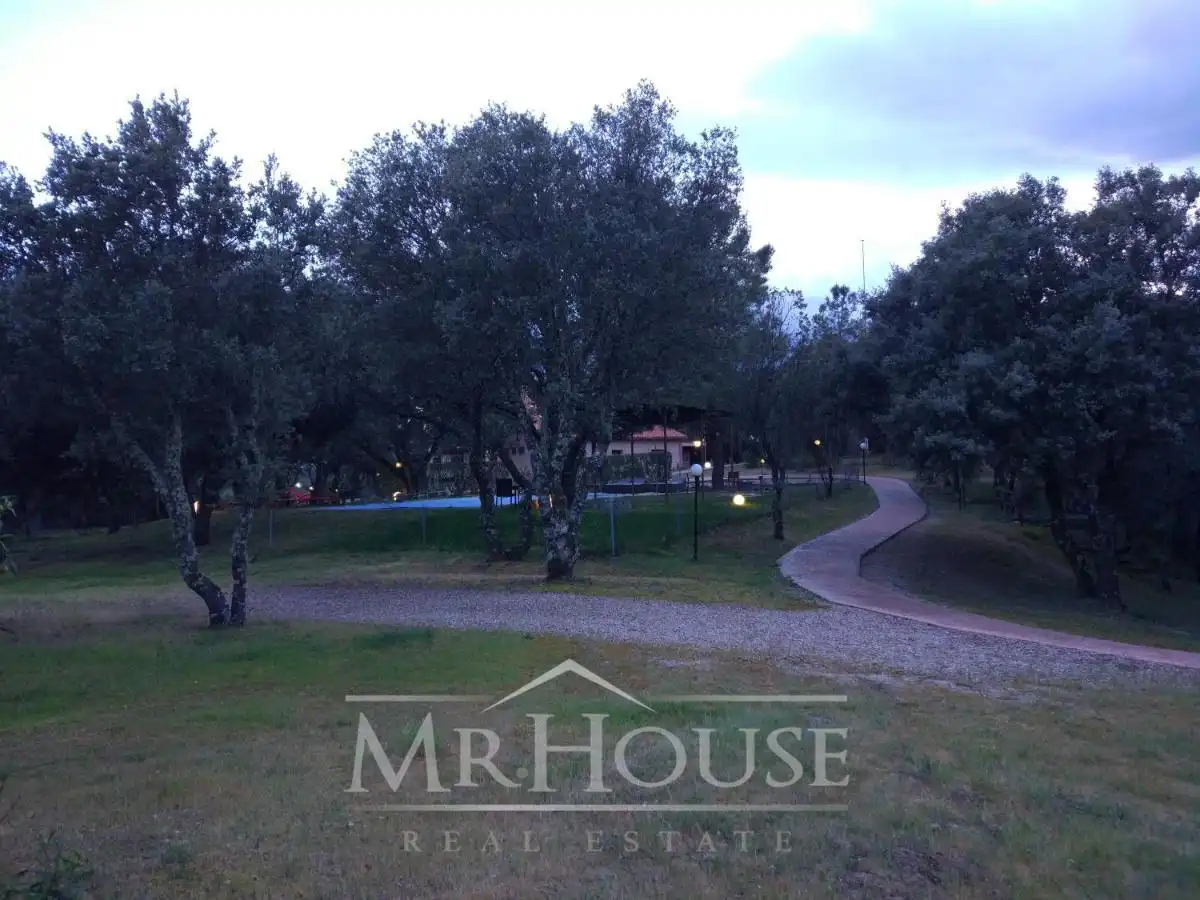 Finca rústica en venta en Casavieja con Aire acondicionado, Calefacción y Jardín privado