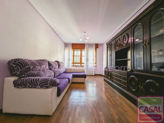 Piso en Venta en RAMON Y CAJAL en La Villa - Bazuelo