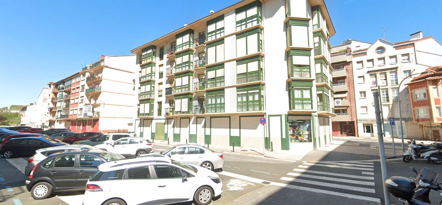 Exterior view of Garage for sale in Irun 