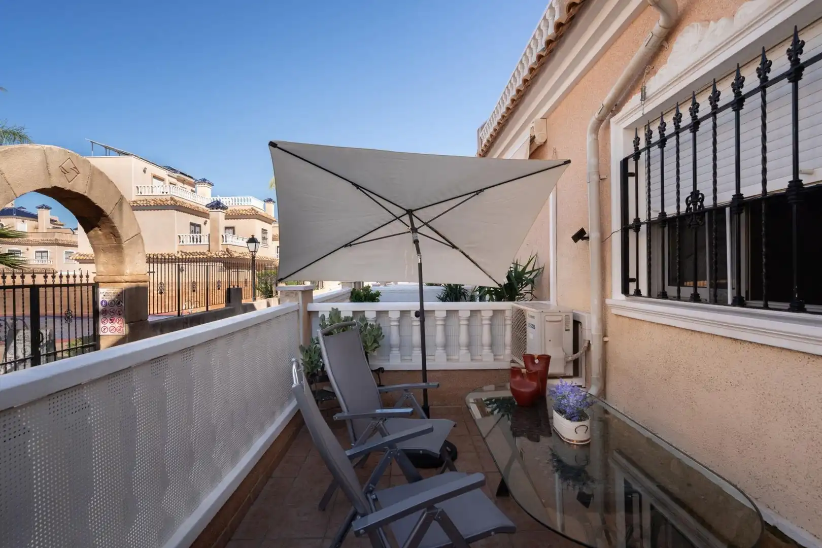 Casa rústica con piscina en venta en Orihuela Costa, imagen 3