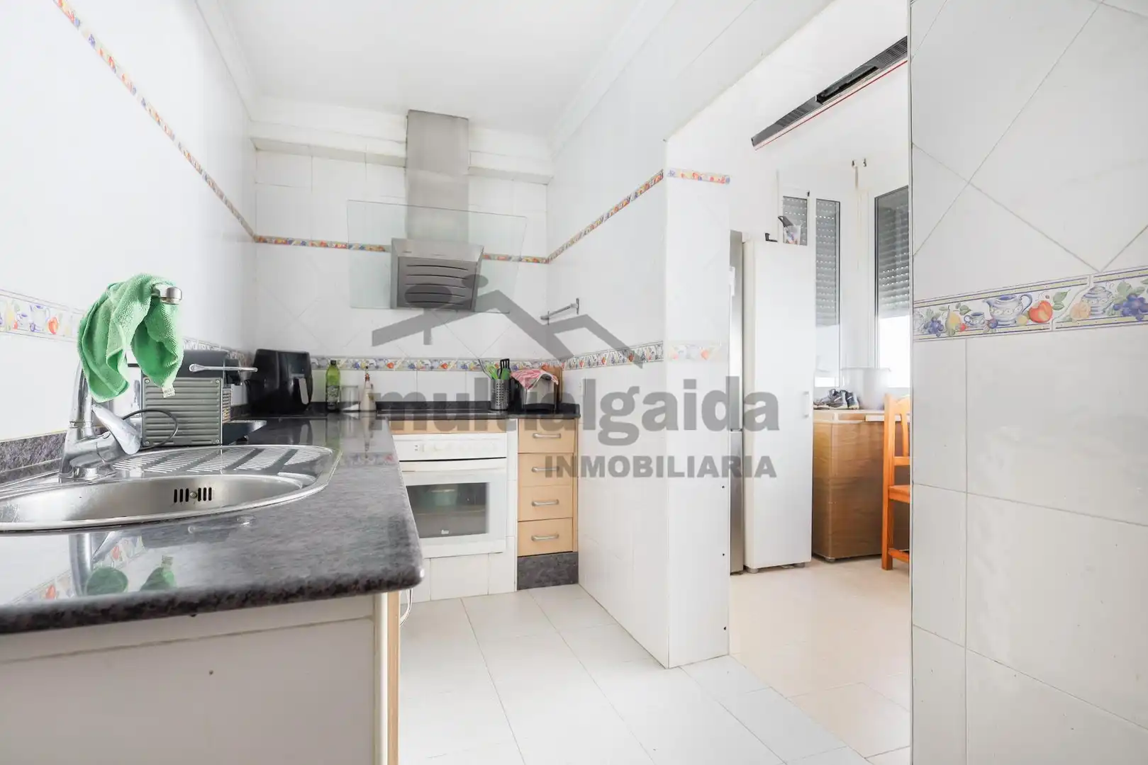 Kitchen of Flat for sale in Sanlúcar de Barrameda  with Terrace