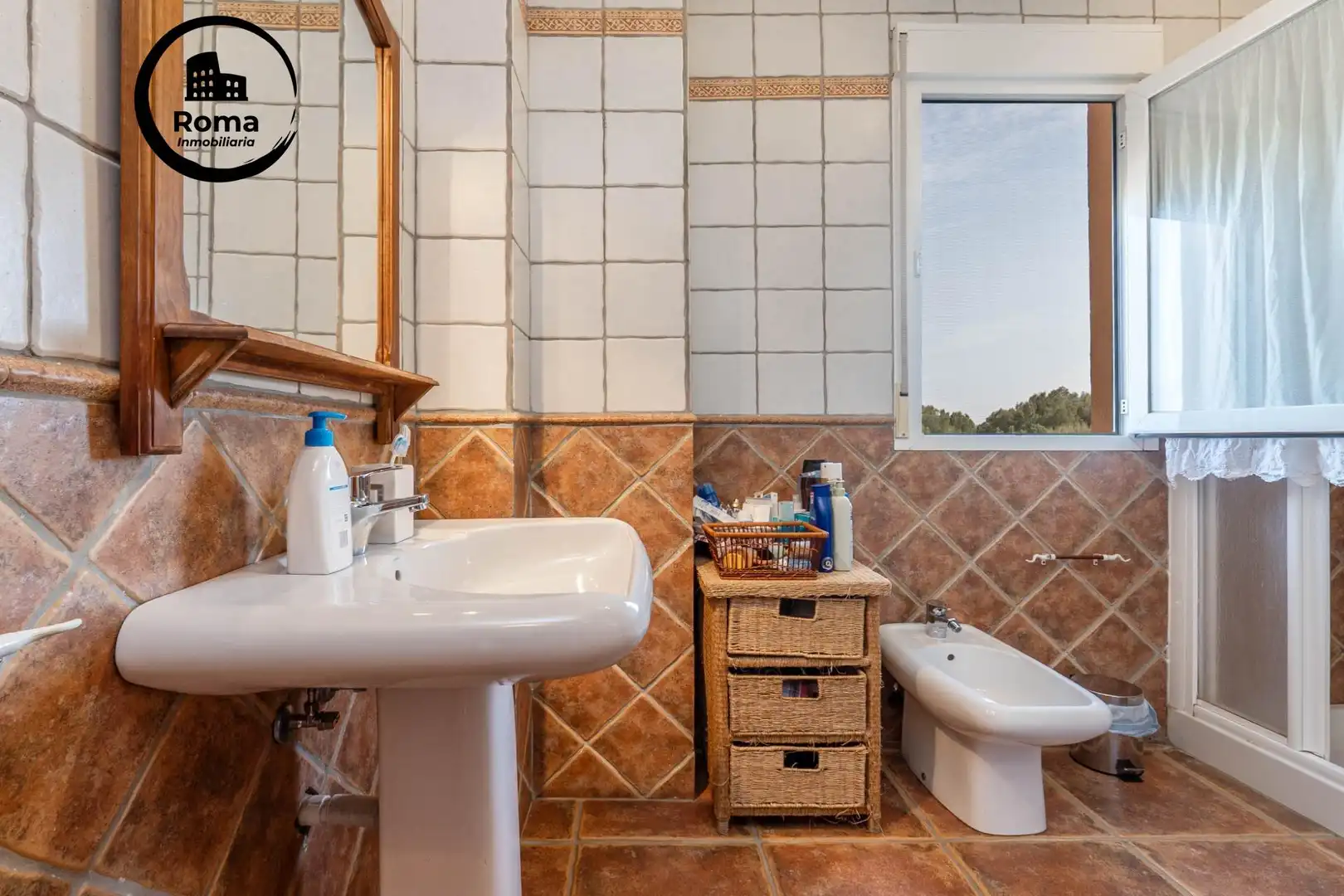 Bany de Casa o xalet en venda en La Zubia amb Aire condicionat, Calefacció i Jardí privat