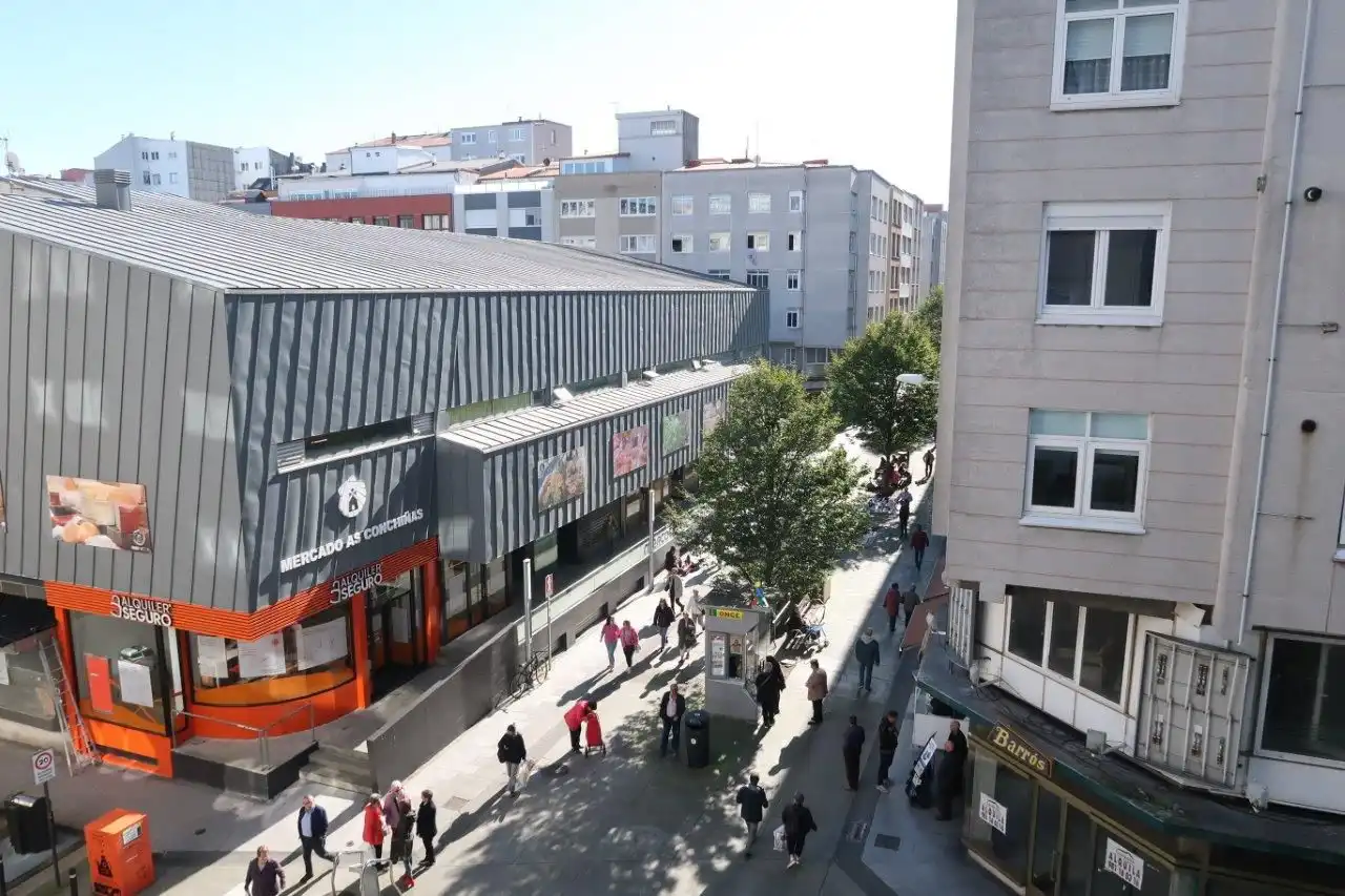 Vista exterior de Edificio en venta en A Coruña Capital 